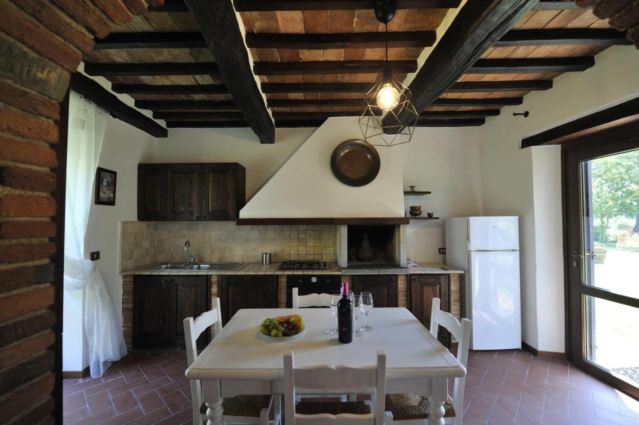 La Casa Colonica Villa Tuoro sul Trasimeno Kültér fotó