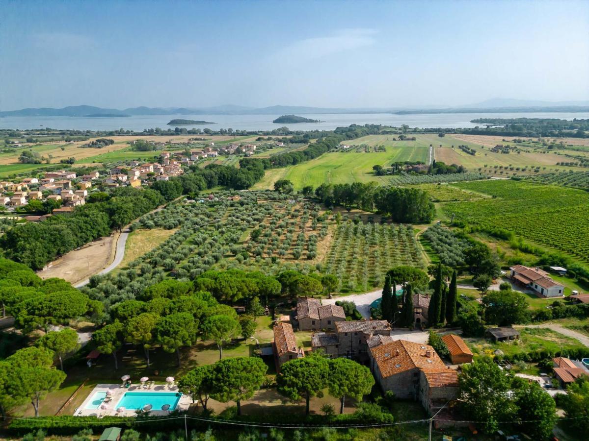 La Casa Colonica Villa Tuoro sul Trasimeno Kültér fotó